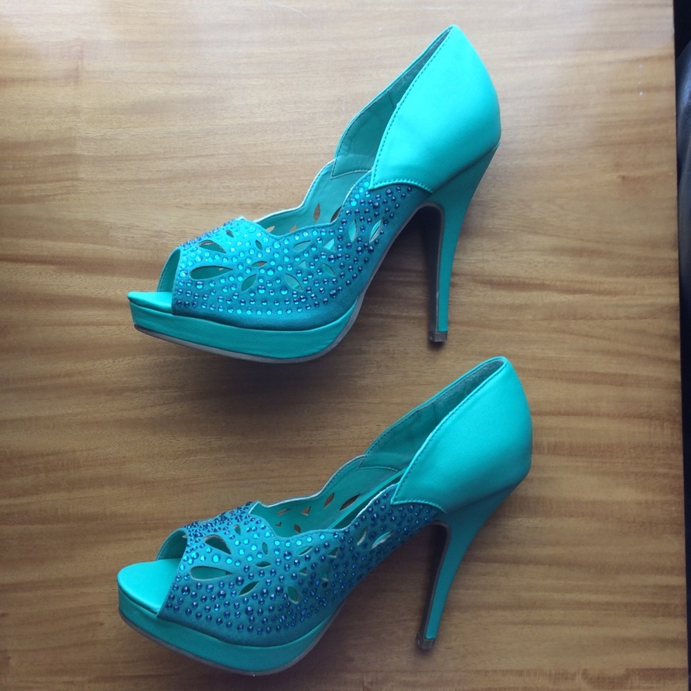 Marichi Mami Teal heels. Size 6 - Picture 1 of 7